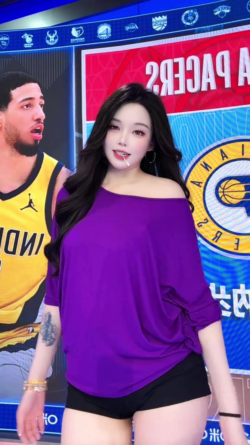 美女主播小太陽：年輕的將軍意氣風(fēng)發(fā)！ 哈利伯頓強的可怕